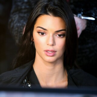 32-1883e13af9e8c681c