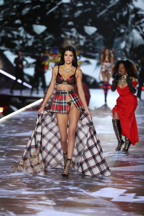 321383992 9844f1c1ea8e496a00