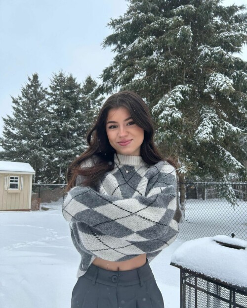 321797688 1377181692686797 4041040085004648013 n