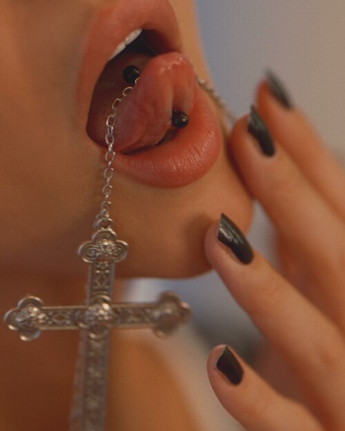 3225759867519096569 3225759859893669958e9933f1923fe3ad1