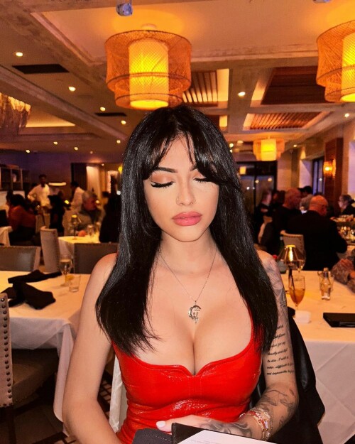 323361880 721606342529645 3749145878512959645 n