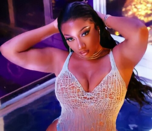 324484FB F68E 492B AFA8 D6BC6F92BB4D