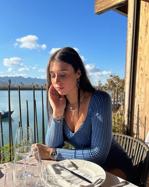 3259904887352720012 44807994755072c55d65898eb