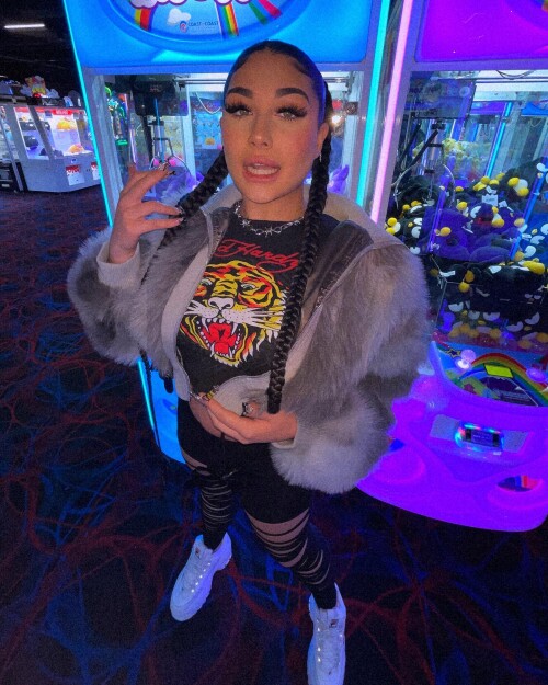 3272396512842760139 490564952a7c426b318d7457