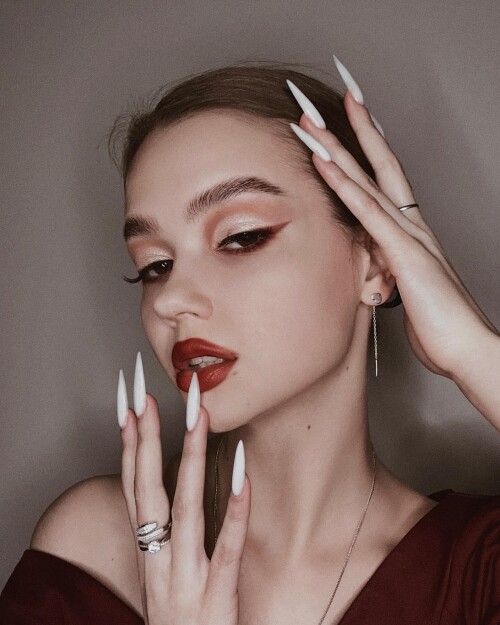 3279347037320102936 3279347033578730112f076dd565b115252