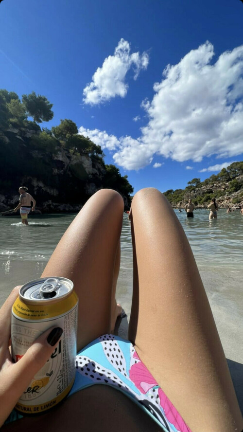 32DE6AF4 AADA 4B1D B326 74EDD2CC6361