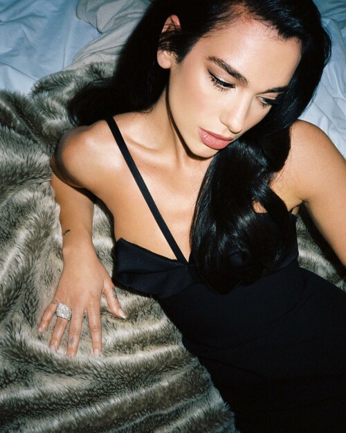 332693512 196434576415551 454744347986190638 n