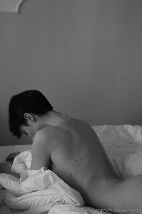 3328x4992 631c74e9b9e9a7dac92207704337a9df733715c184e9406f