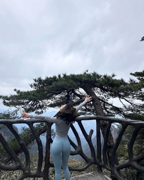 3329435089345894052 23314548696a398357d3003e89d