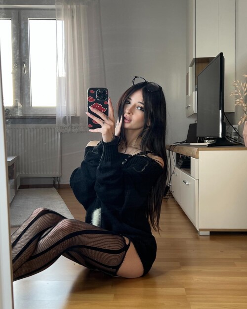 3331761712002913582 3331761699713456110db3d75f2169e8bc2