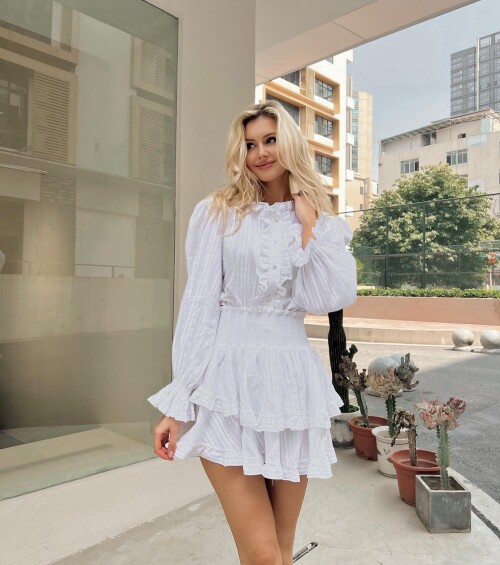 333485383 604311418236893 8147483813300256953 nb968354efde90b68