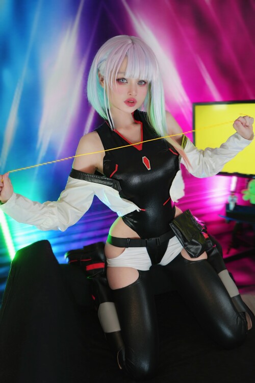 33CE2CE5 FBA4 41A9 A6E9 6F9A0E461D89