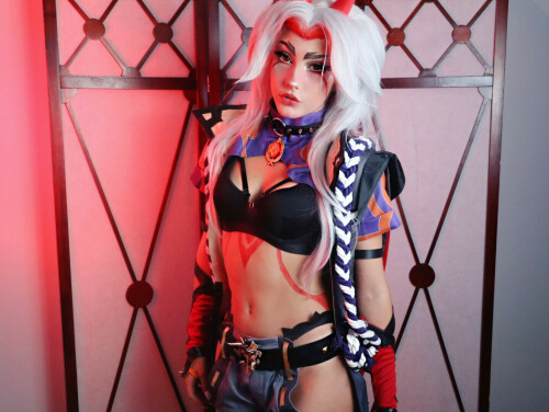 33FB5BE05FFB412083B4C4891F87A4D7