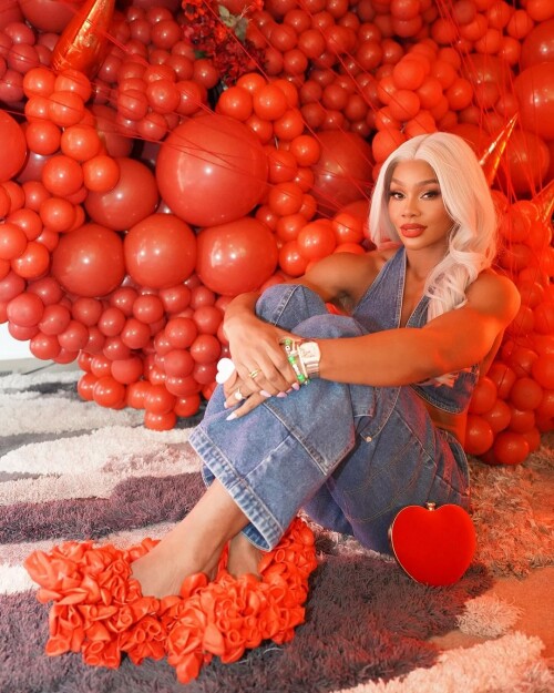 34857271357af7964ee335d5d