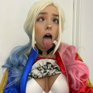 34_Harley_Quinn_348c5ee42ae670da5edd459aba097c35e9