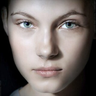 350full-allegra-carpenter5910e29501e5bf4a