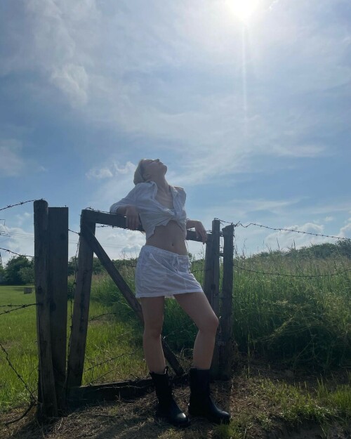 352396938 6223528587694383 6882515566357612739 n463e100d5ea720c6