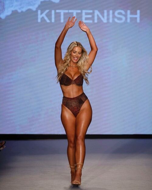 353852320 800757158032634 7542961247203083297 n4bf19ce40e48ce3b