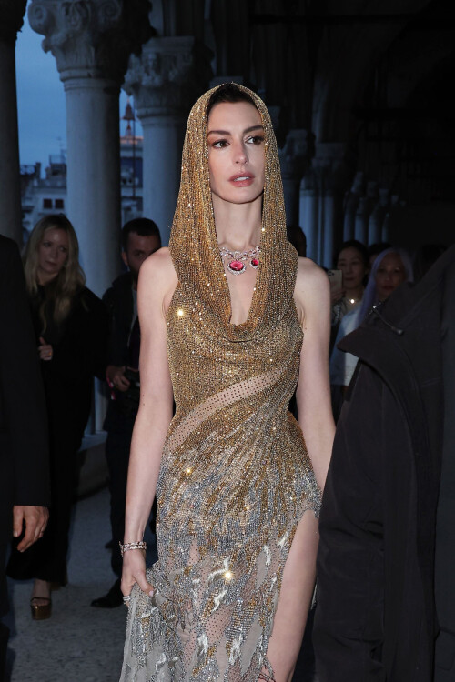 353984858 1490793688