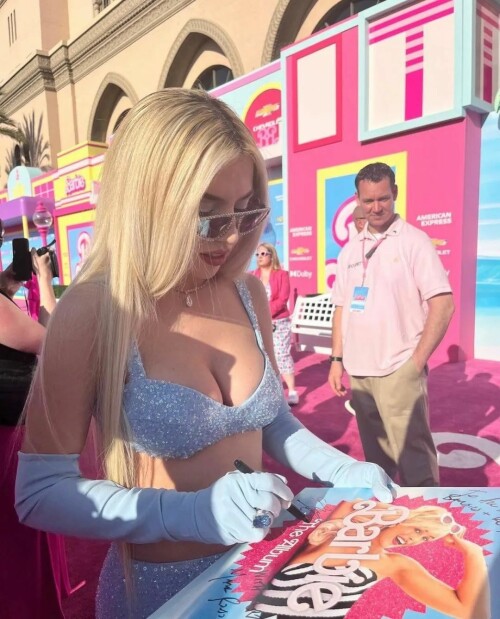 354B97E1 0A35 4B72 9327 58E4921100F566420737fc63f813