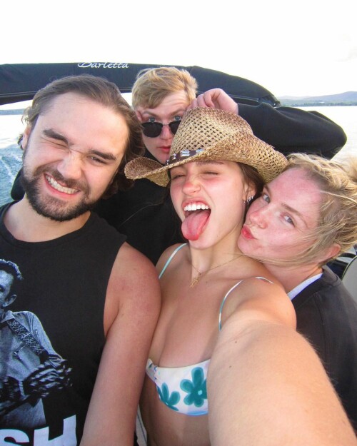 355439350 938002984162422 4787411949791251017 neeb3725ff00a944c