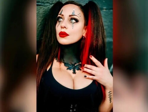 35854DC2 ED26 401F A709 94A9B0E9839E1e7af918e99036af