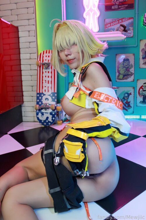 35 Elegg 350e2b6d9a3e71e7f9