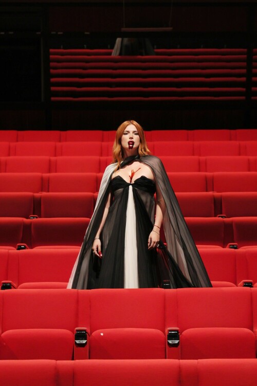 363843892 0003190982b12735b8ee