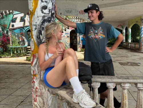 3691258169298470661_3691258146783453593a55603714d5a39da