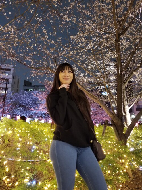 372 LvsyNMPb5316b6bb1d96585