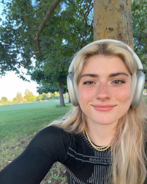 376247677 135699976280994 578876888406590051 n043519e900dd721a