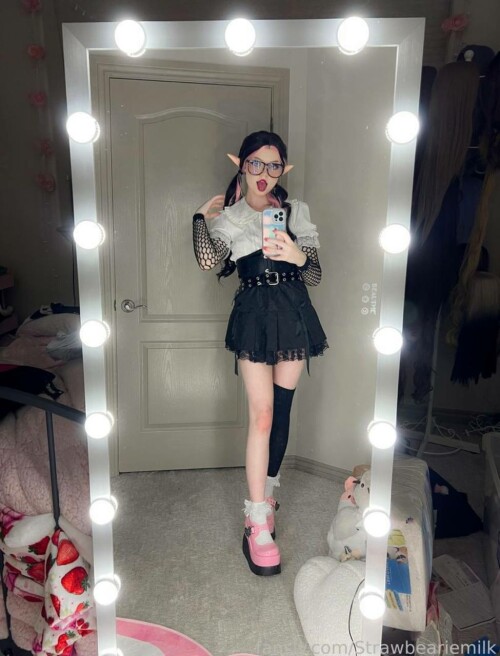 377EA350 69EB 426D 8145 0B2C6488CBF4