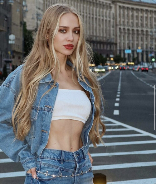 37891CE2 894D 4DB1 991B 626BF73948D2196e496f1e7b609b