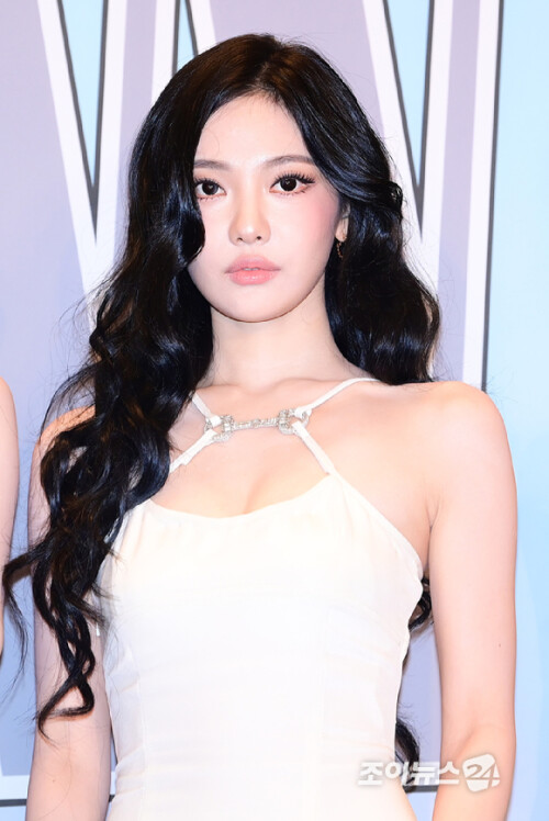 37e322a45de54a9a42d6854dbc6f3e