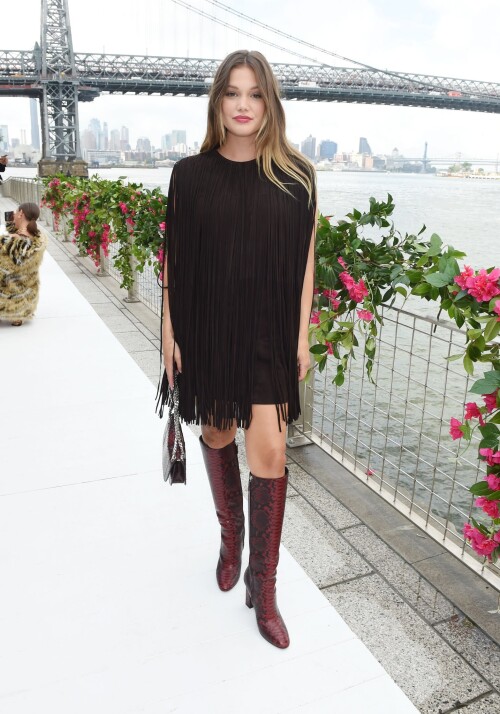 380332756 16595212952a69085baf109579