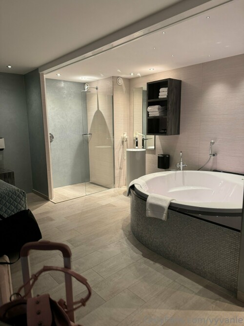 3840x5120 8dc2229d3780dee69987f88b9c78edcab003fd1ced4218f0