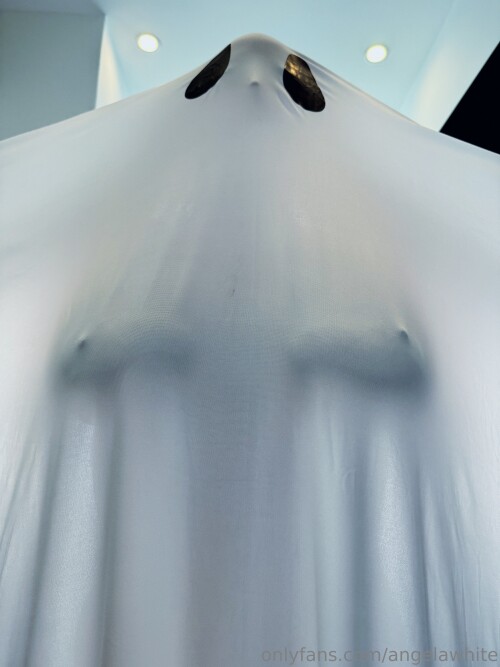 3840x5120 fe479b9092ba25a5bafe77d71ca738d97c5c1c5b0ea54668