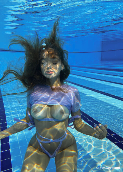 3840x5376 2b679eb5b485ea60990ce91f548df00c307b89990779723f