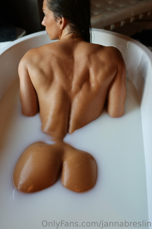 3840x5758 170da80c5ee6e7cf995799a46b99cbf5