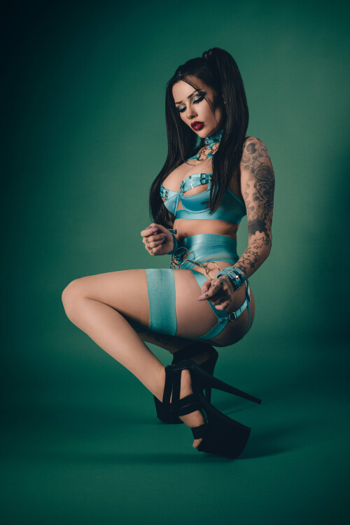 3840x5760 436542c0bfcc578f9dcfe9fe77297ba5