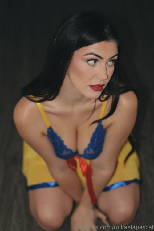 3840x5760 9f3602618e5bc8de7cd2d3298d1c4ff7193a57eec879a403