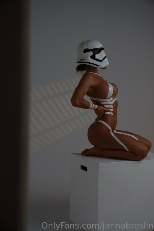 3840x5760 a7d6c4775ae2b3a4b5bb4809c5b0bb31