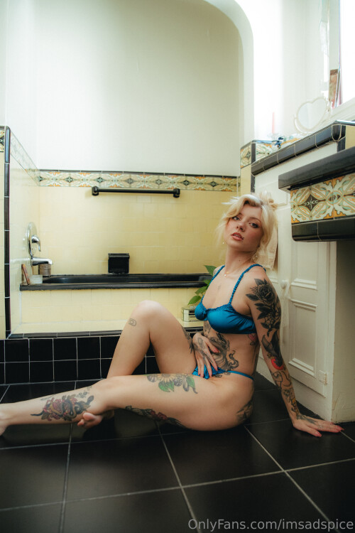 3840x5760 e9e523555cafea8a431c977370b24c8f594f6d094ad43378