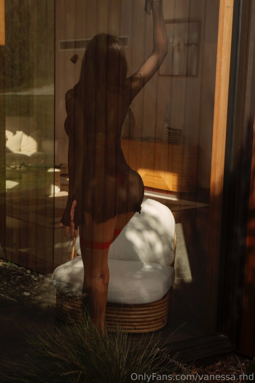 3840x5761 8f39335b8b409568b5e6ee020e2f040674c50bbedb82d5b5