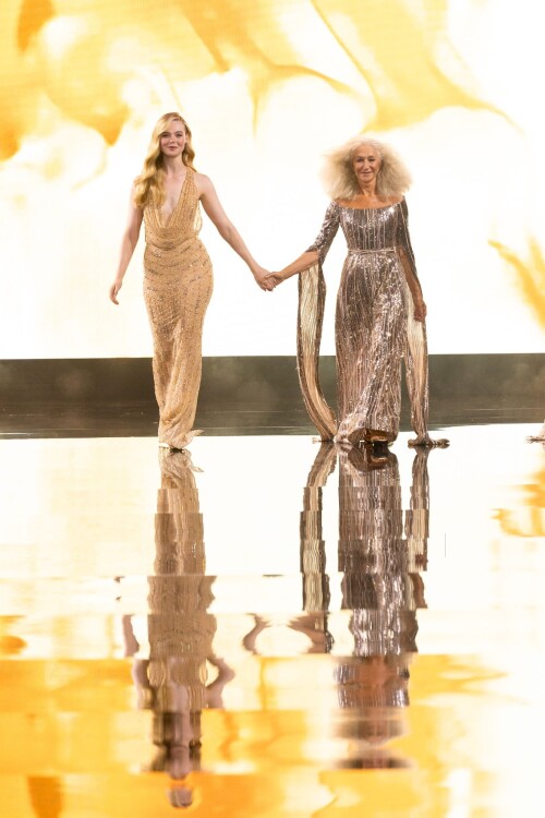 384647668 elle8 8cbbf18817d72e782