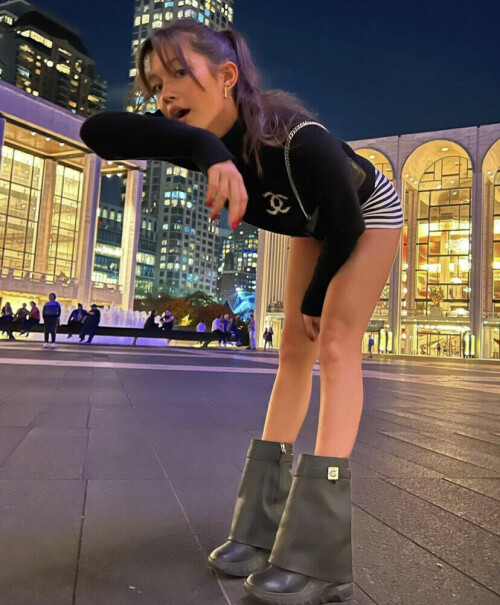 38B8FBA6 8D20 4844 A197 6B68DDE0A4BA