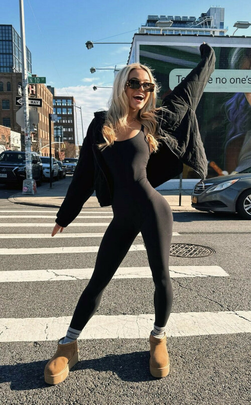 3D0B78CA 8DE1 4E74 AE0E 660368ADAA15