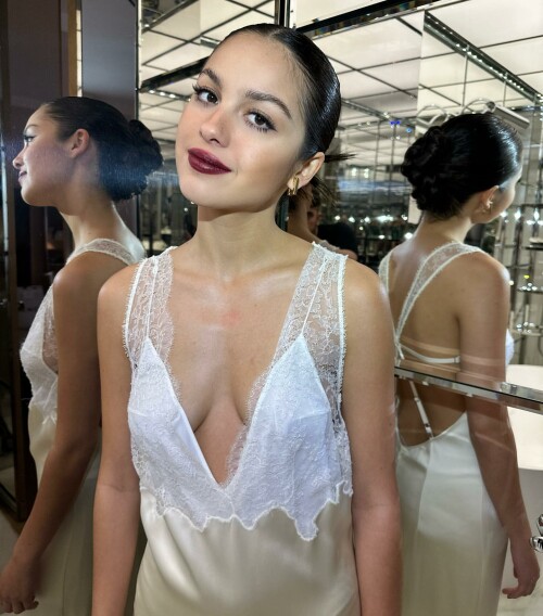 3F302F6D 8B6C 40A9 A920 CBCF4F9B0814