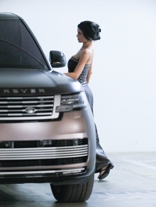 3KylieJenner_22_10_20242924194671a22bc5