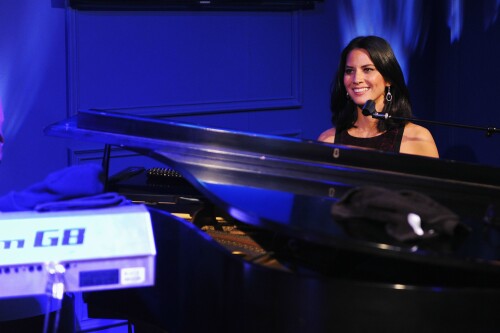 4 TAZ1mVo7a8e3d8cc8b56700